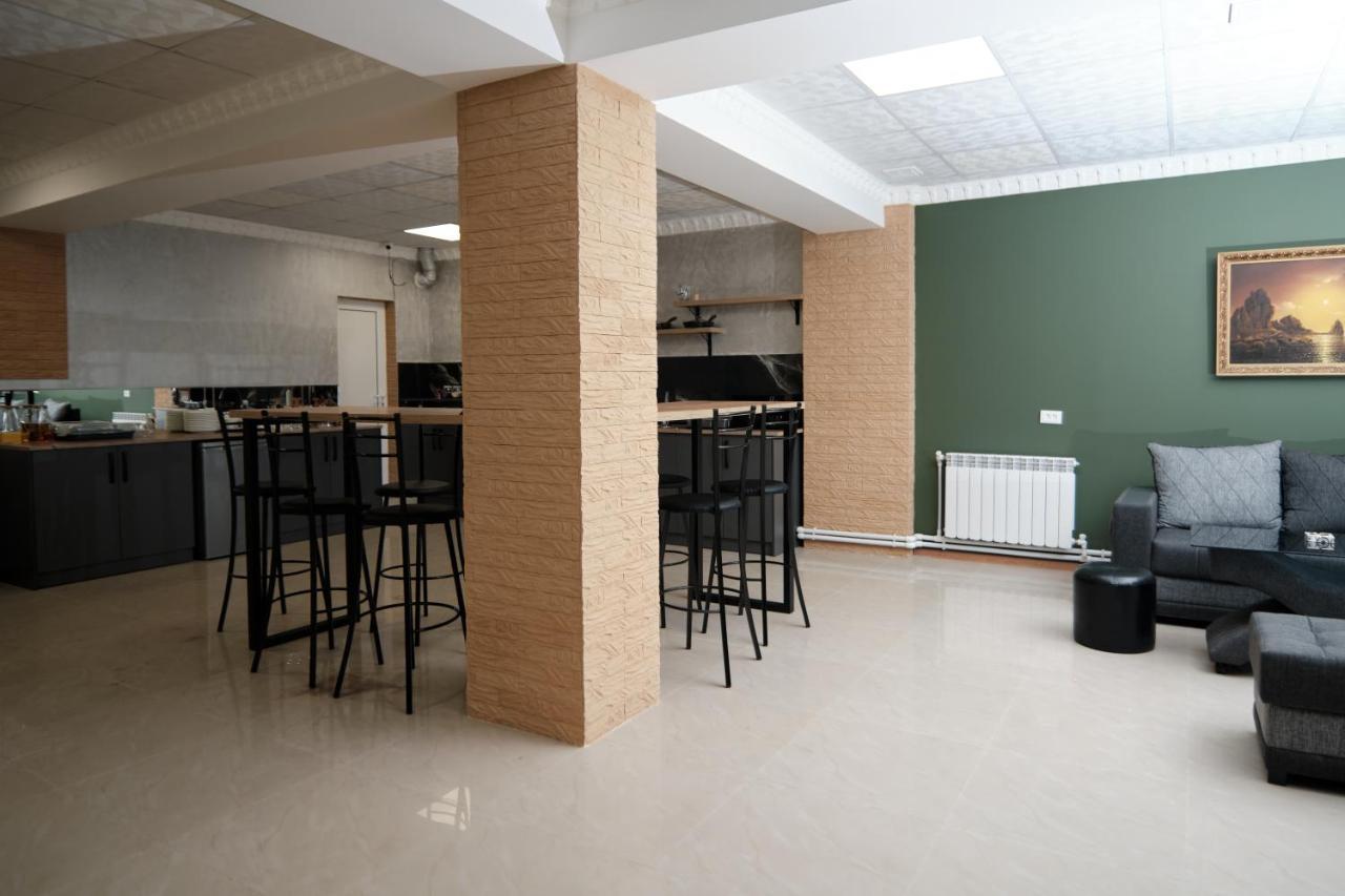 Ro Metro Apart otel Gümrü Dış mekan fotoğraf